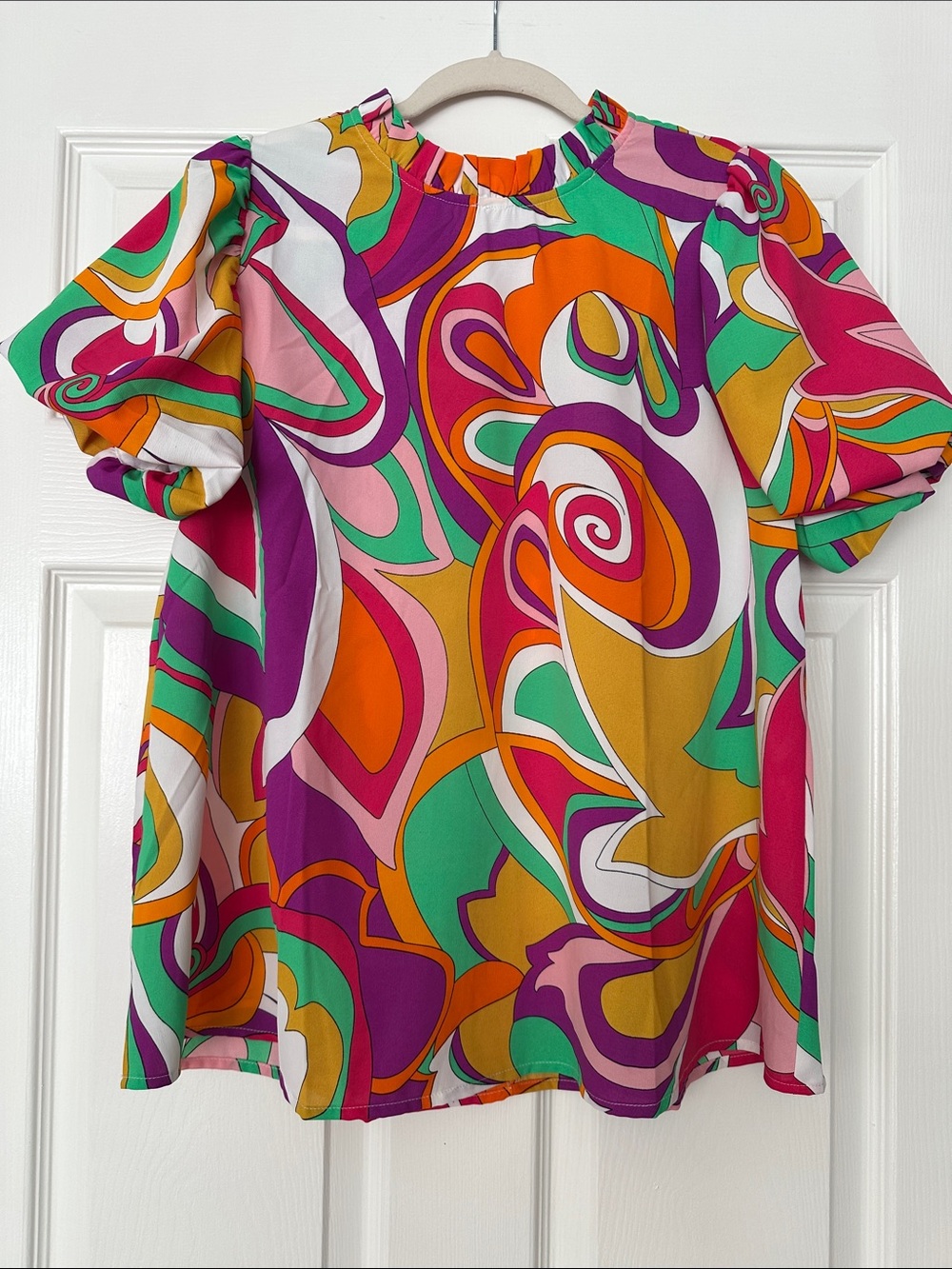 JODIFL, Boutique Abstract Multicolor Short Sleeve Blouse, NWT